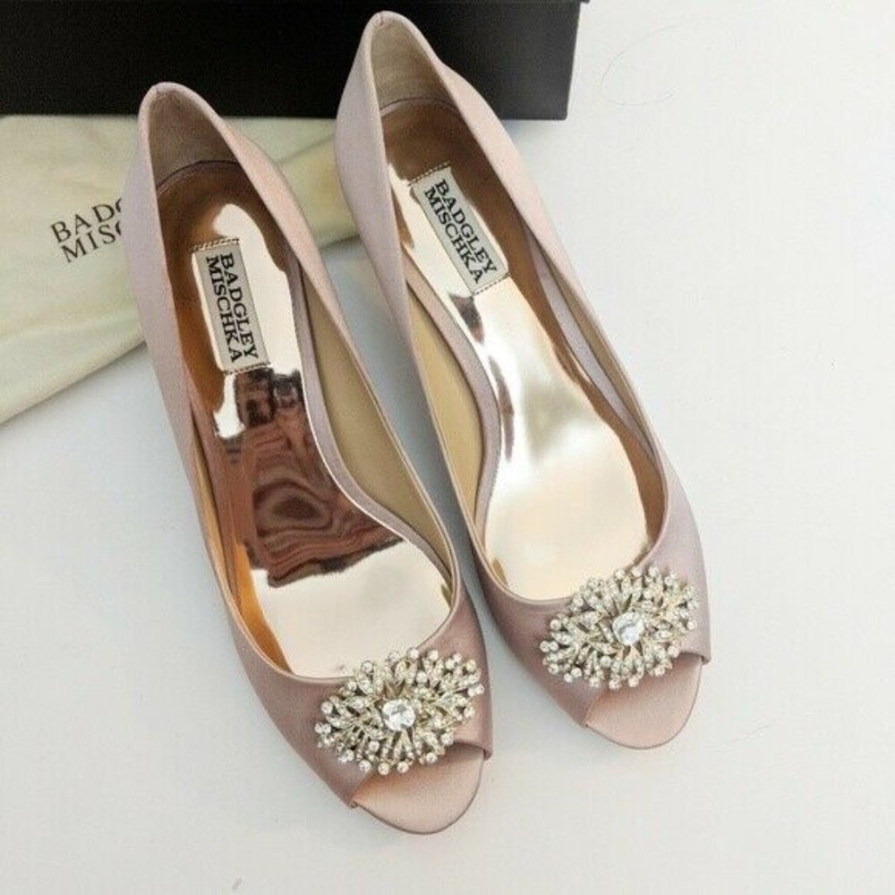 🆕Badgley Mischka Embellished  Peep Toe Heel Pump